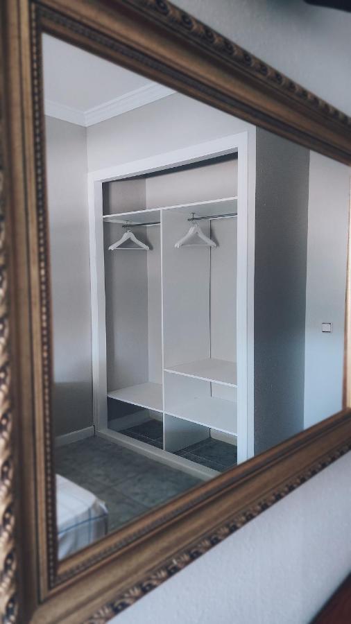 Hotel Oriana Badajoz Bagian luar foto
