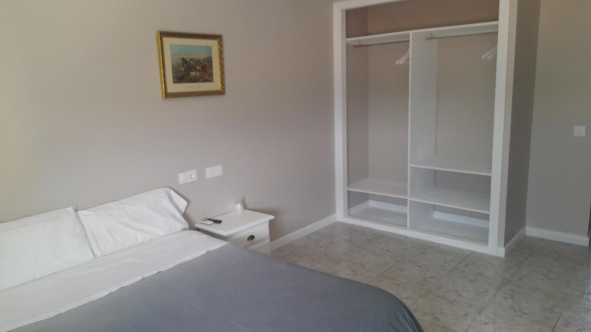 Hotel Oriana Badajoz Bagian luar foto